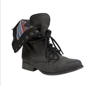 Steve Madden Camarro Combat Boot